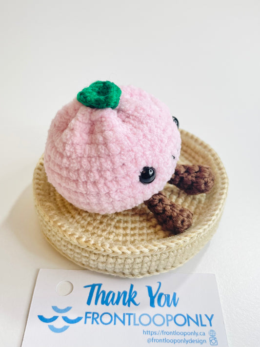 Crochet Baby Bao Dumpling Plush – Kawaii Amigurumi Desk Buddy with Tiny Legs