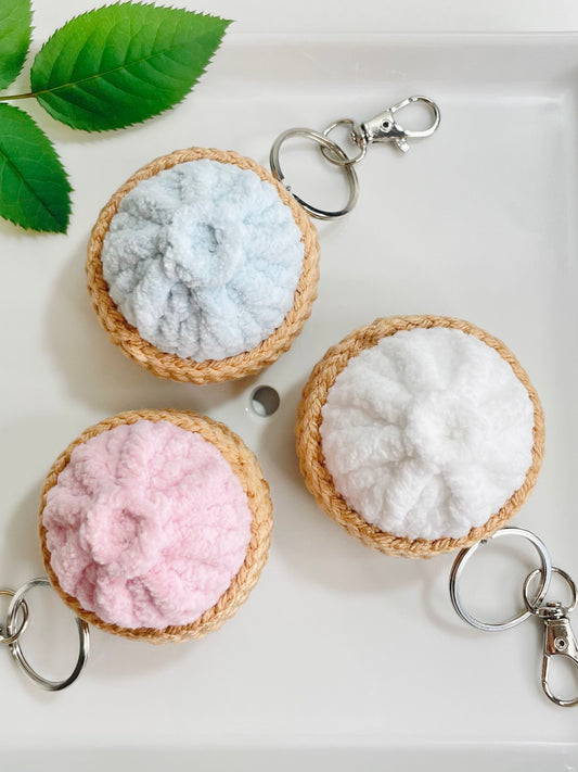 Crochet Bao Dumpling Keychain, Kawaii Food Charm, Lucky Amigurumi Bag Accessory