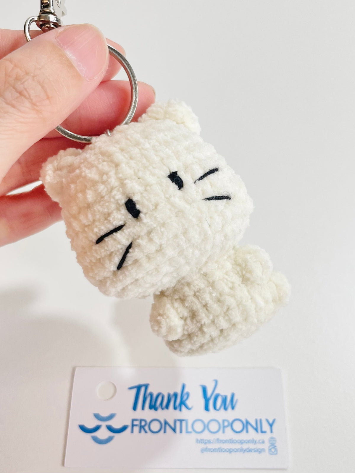 Crochet Cat Pocket Keychain – Handmade Kawaii Kitty Charm, Amigurumi Cat Bag Accessory