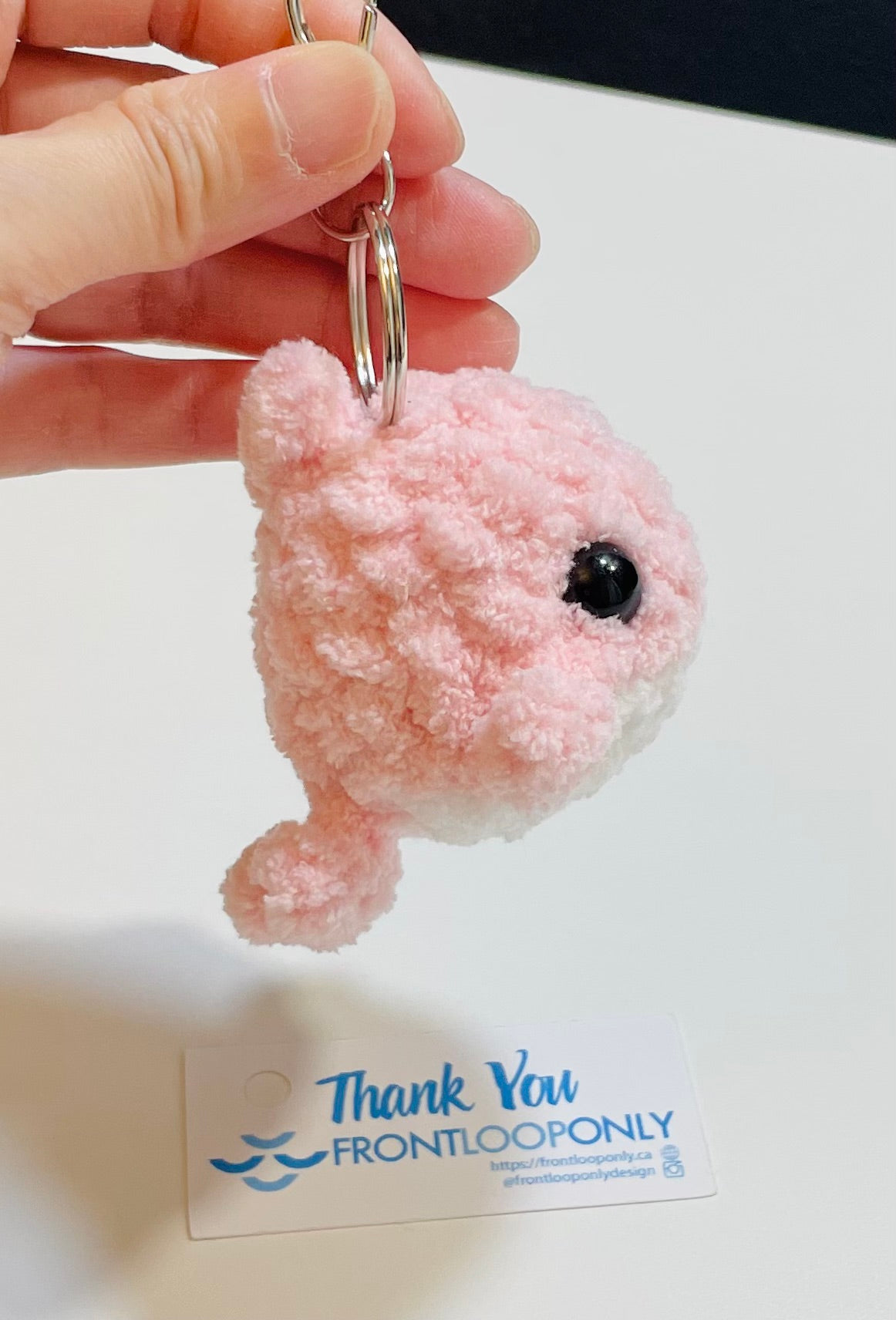 Crochet Whale Keychain – Amigurumi Ocean Animal Bag Charm, Handmade Polyester Yarn Bag Accessory