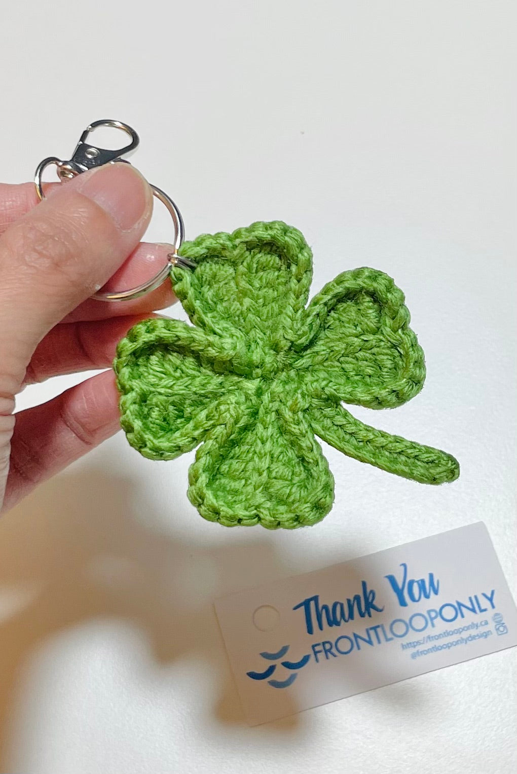 Crochet Four Leaf Clover Keychain – Lucky Shamrock Amigurumi Bag Charm, St. Patrick’s Day Gift