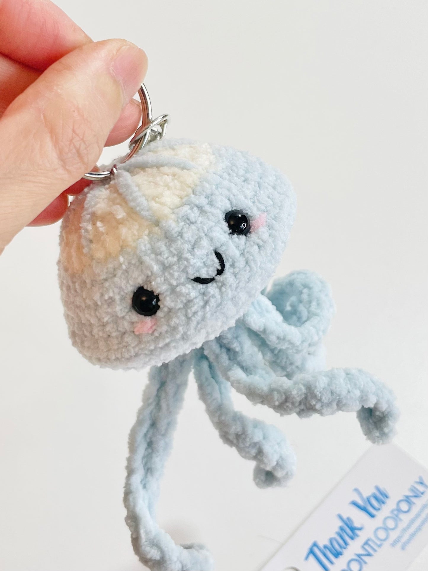 Jellyfish Keychain – Crochet Soft Sea Creature, Trendy Handmade Accessory