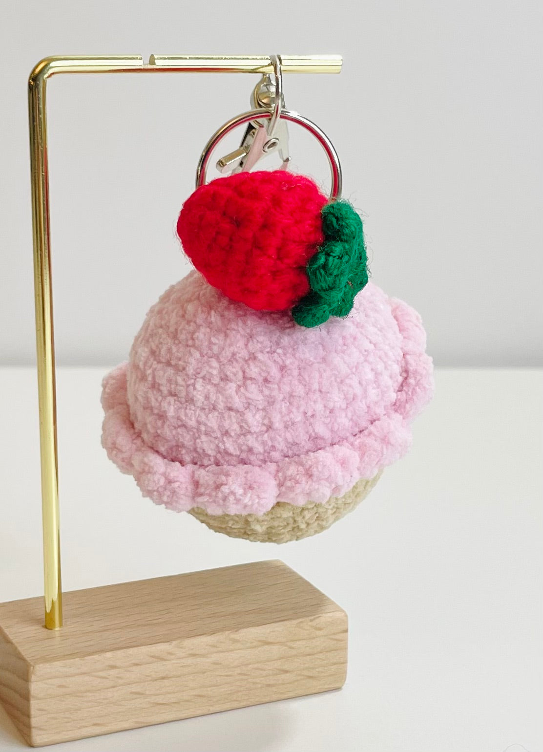 Crochet Bakery Keychain – Croissant, Donut, Cupcake Kawaii Plush Charm