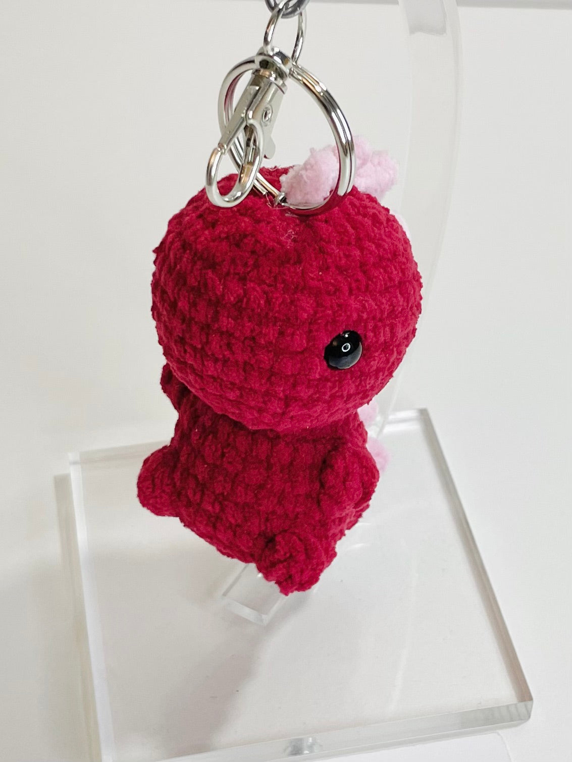 Crochet Baby Dinosaur Keychain – Handmade Mini Dino Plush, Kawaii Amigurumi Keyring, Cute Bag Charm, Small Gift for Dino Lovers