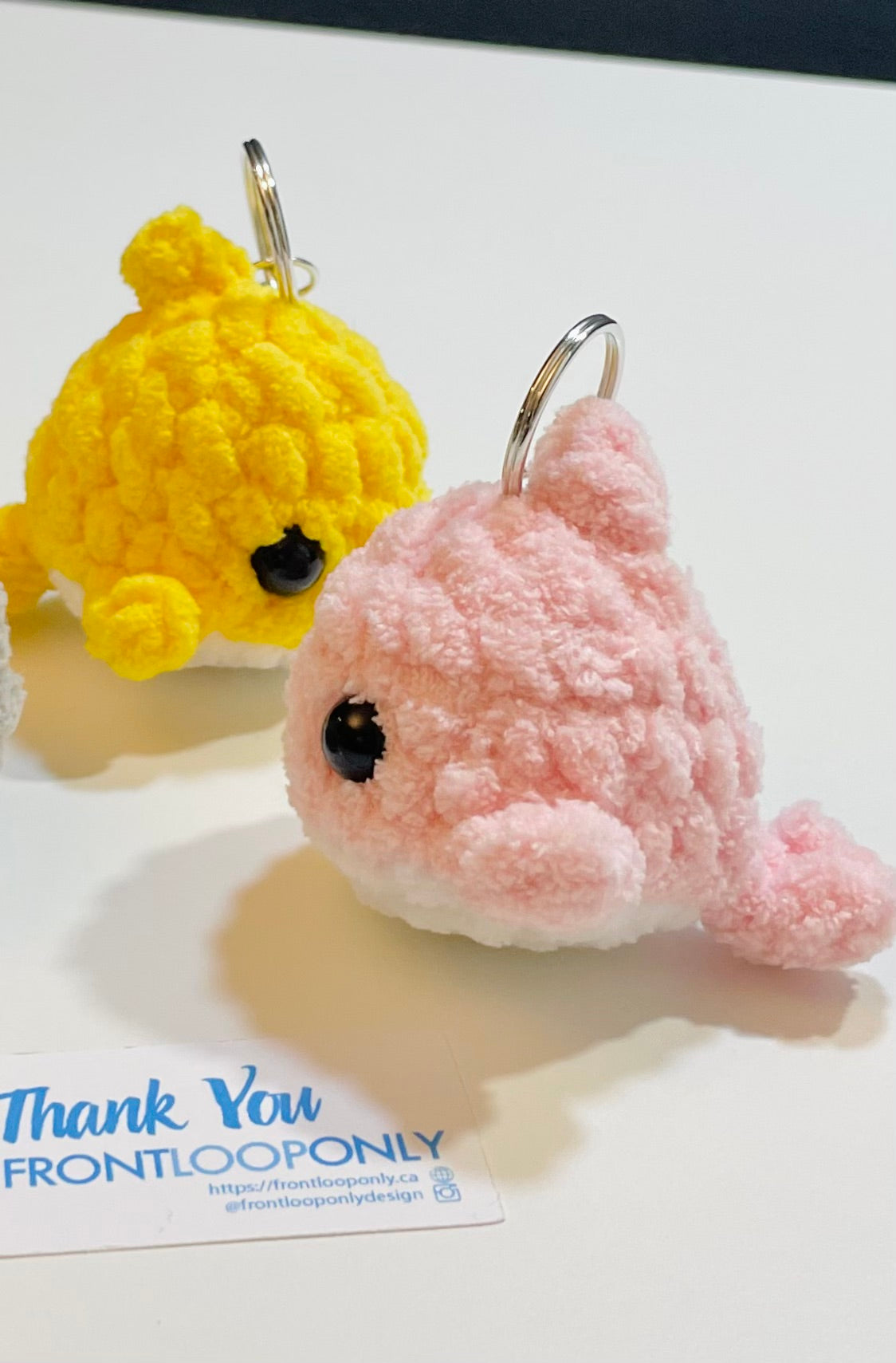 Crochet Whale Keychain – Amigurumi Ocean Animal Bag Charm, Handmade Polyester Yarn Bag Accessory