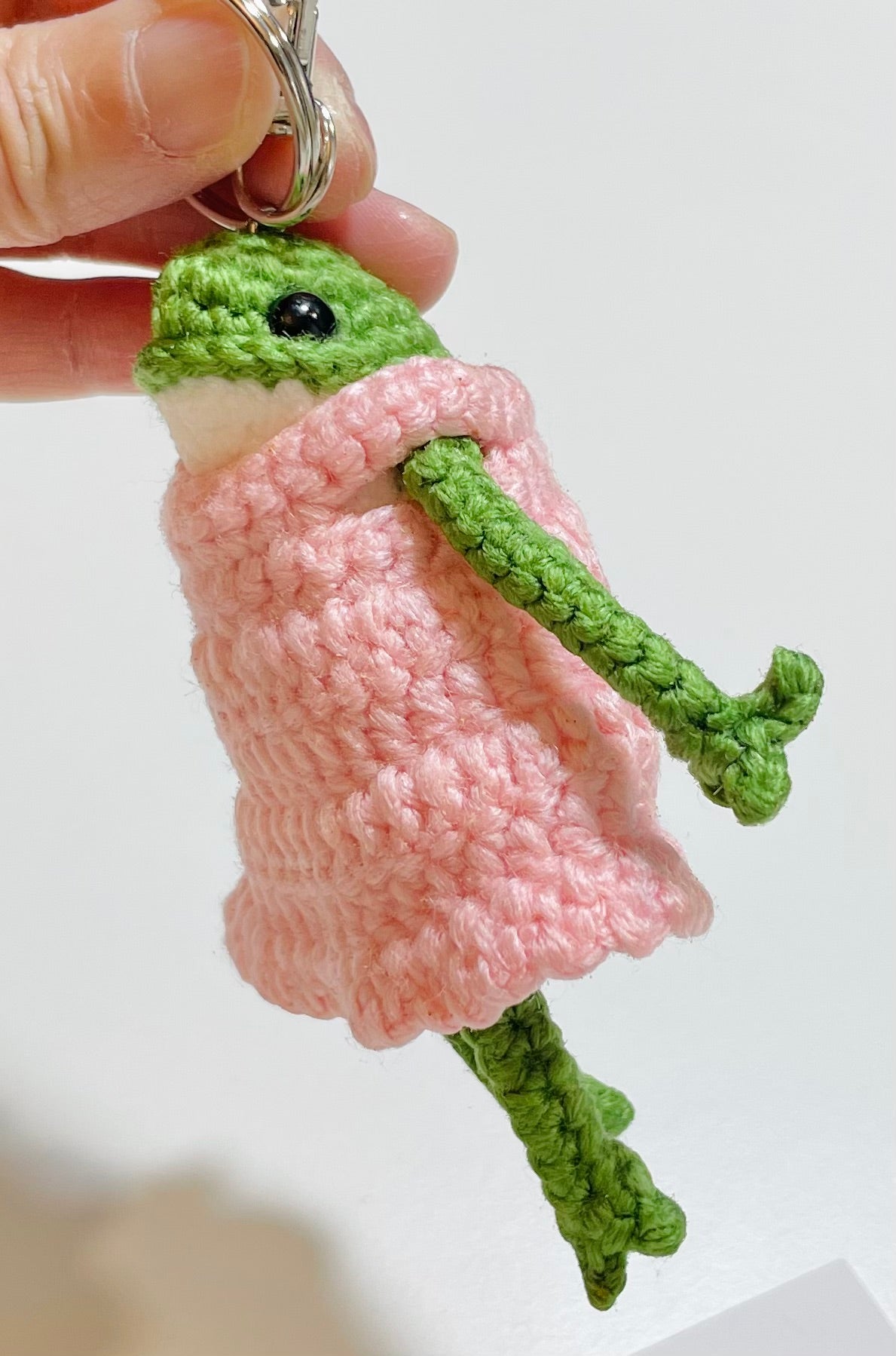 Crochet Frog Keychain – Frog in Dress or Overalls, Handmade Amigurumi Frog Bag Charm, Cute Gift