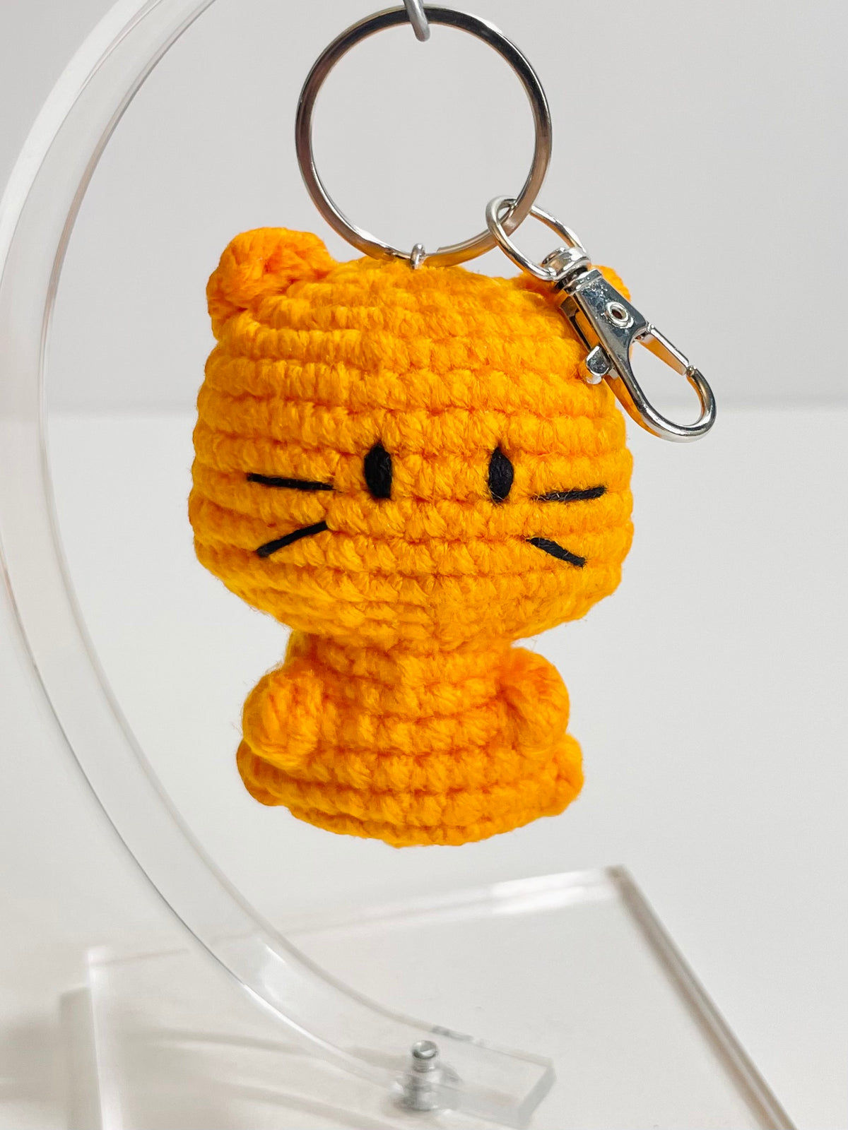 Crochet Cat Pocket Keychain – Handmade Kawaii Kitty Charm, Amigurumi Cat Bag Accessory