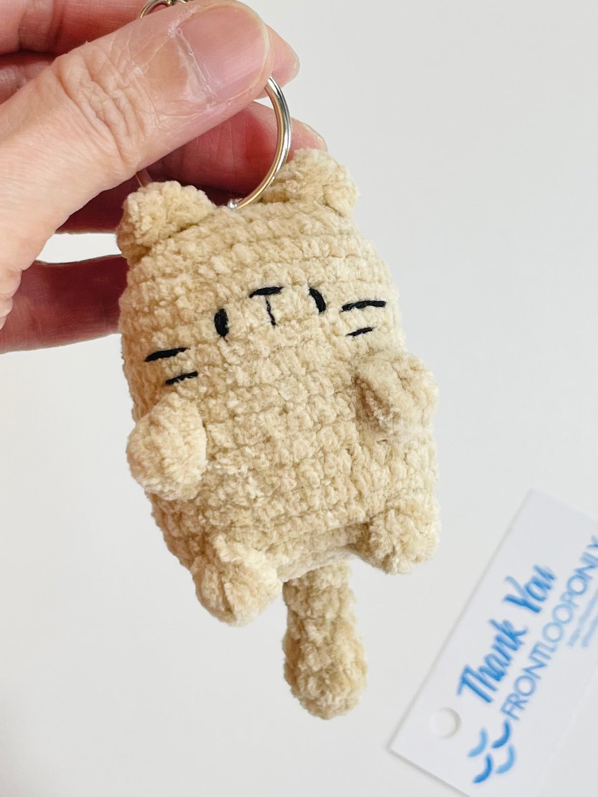 Crochet Cat Pocket Keychain – Plush Amigurumi Kitty Charm, Kawaii Bag Accessory