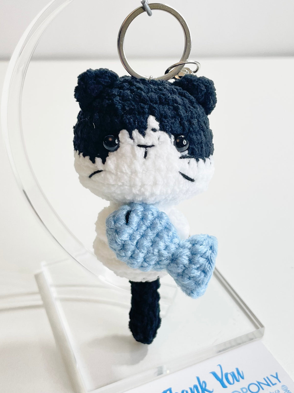 Crochet Cat Keychain with Fish, Handmade Amigurumi Bag Charm, Kitten Lover, Pet Owner Accessory