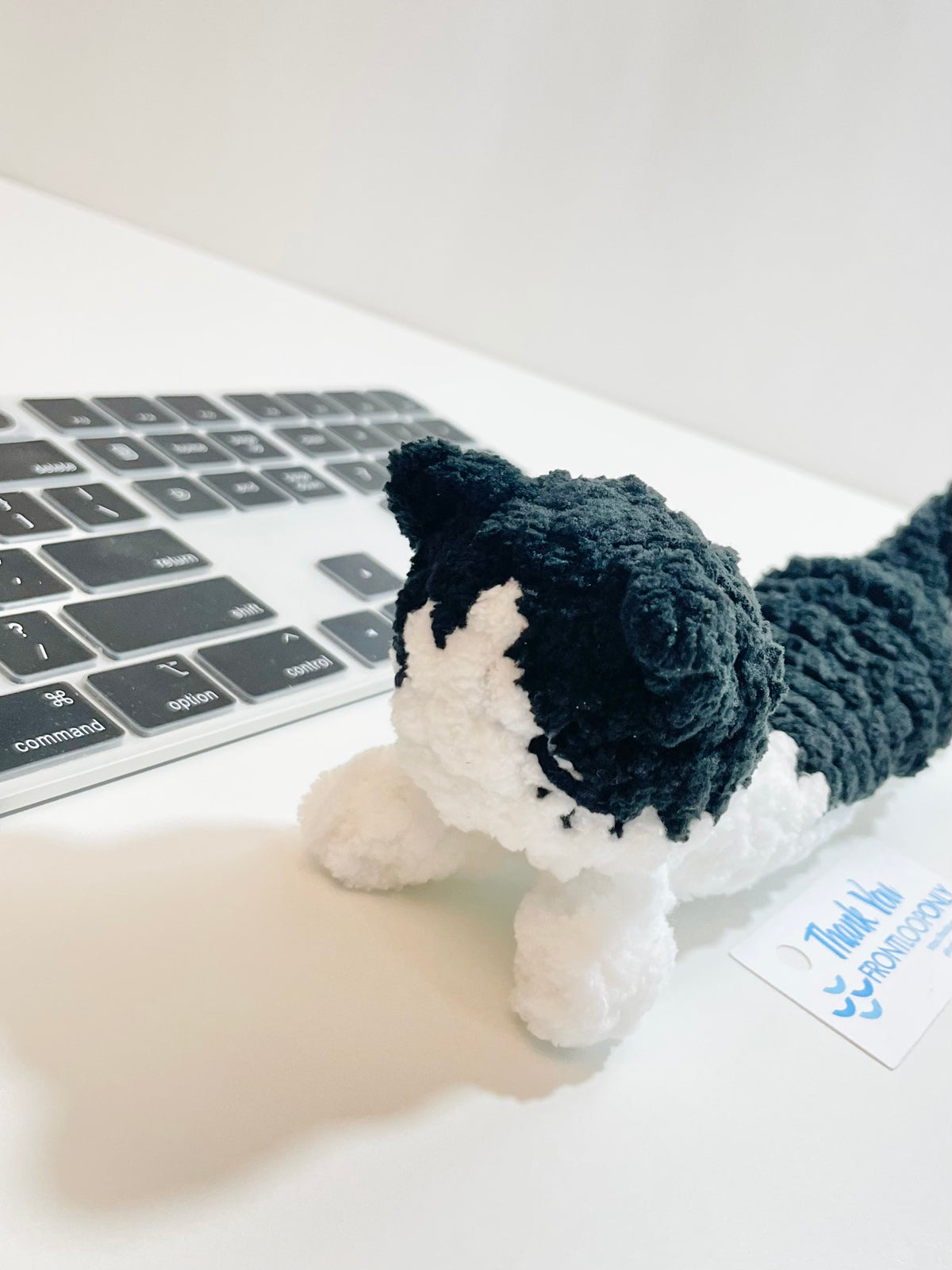 Handmade Crochet Cat Wrist Rest, Soft Office Desk Accessory (9 inches)