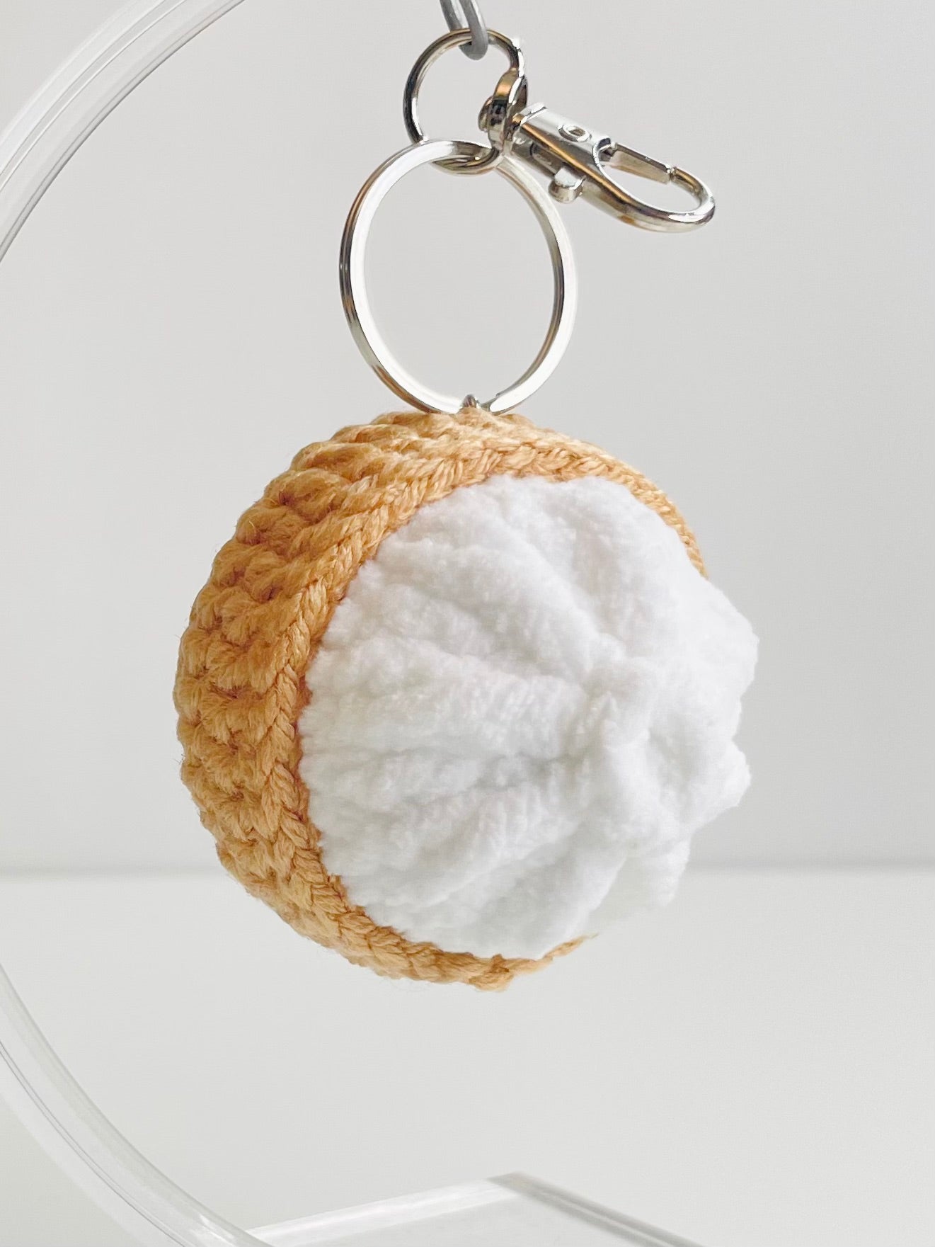 Crochet Bao Dumpling Keychain, Kawaii Food Charm, Lucky Amigurumi Bag Accessory