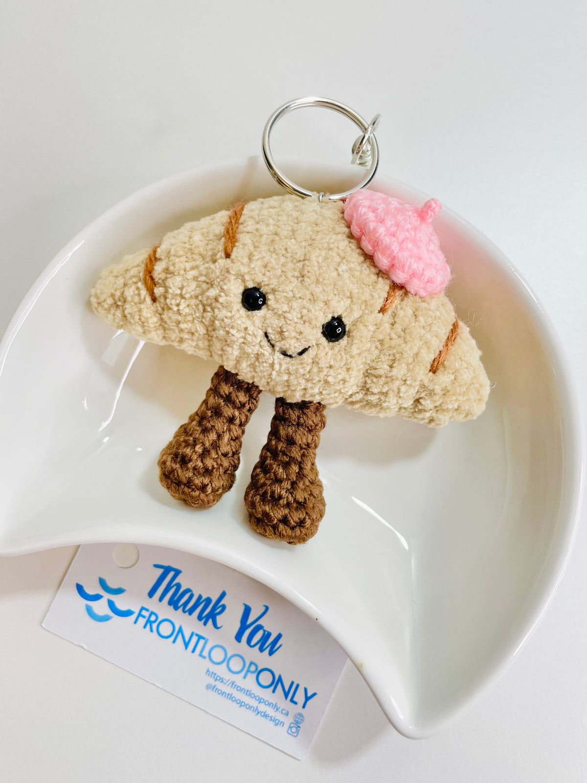 Crochet Croissant Keychain – Kawaii Amigurumi Bakery Charm | Bag Accessory | Handmade Foodie