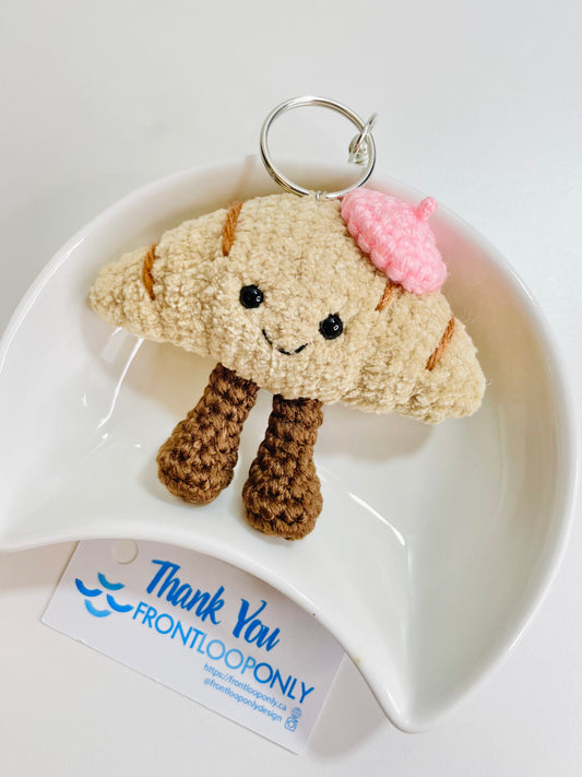 Crochet Croissant Keychain – Kawaii Amigurumi Bakery Charm | Bag Accessory | Handmade Foodie
