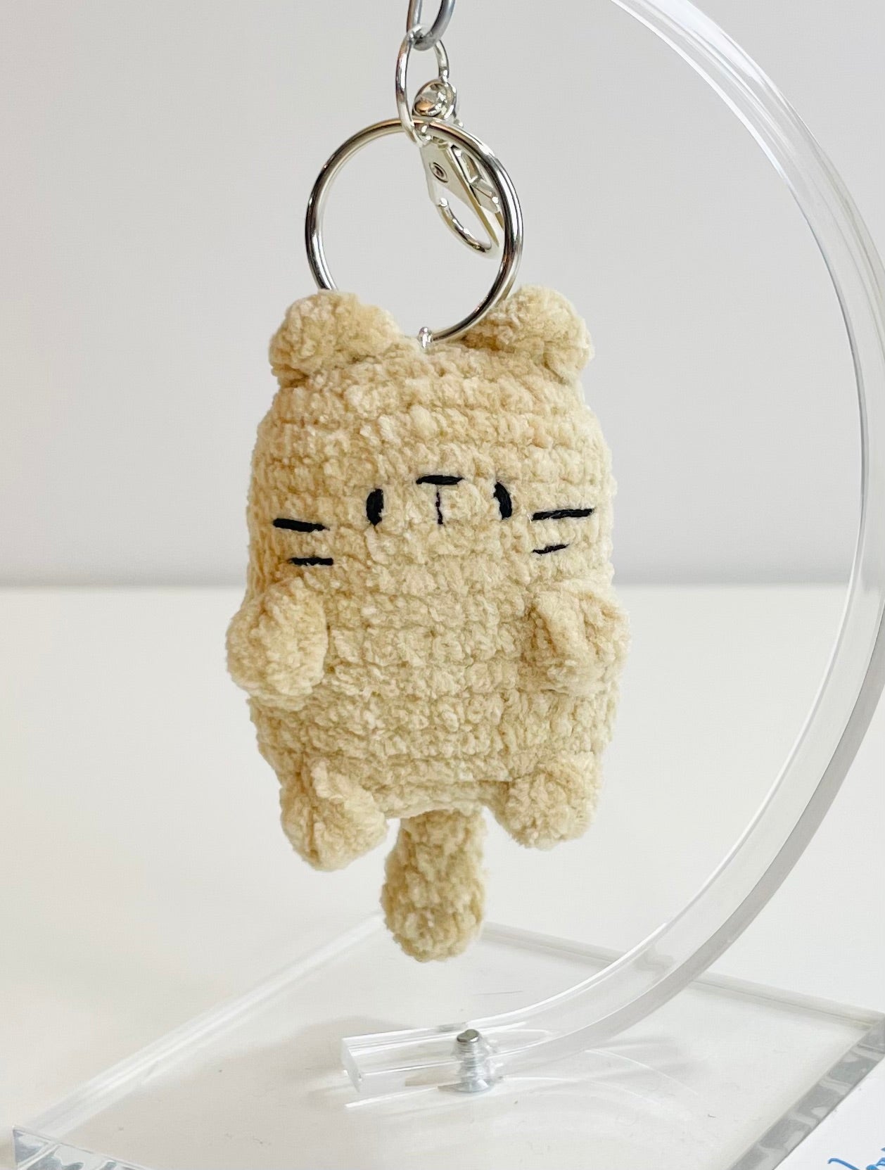 Crochet Cat Pocket Keychain – Plush Amigurumi Kitty Charm, Kawaii Bag Accessory
