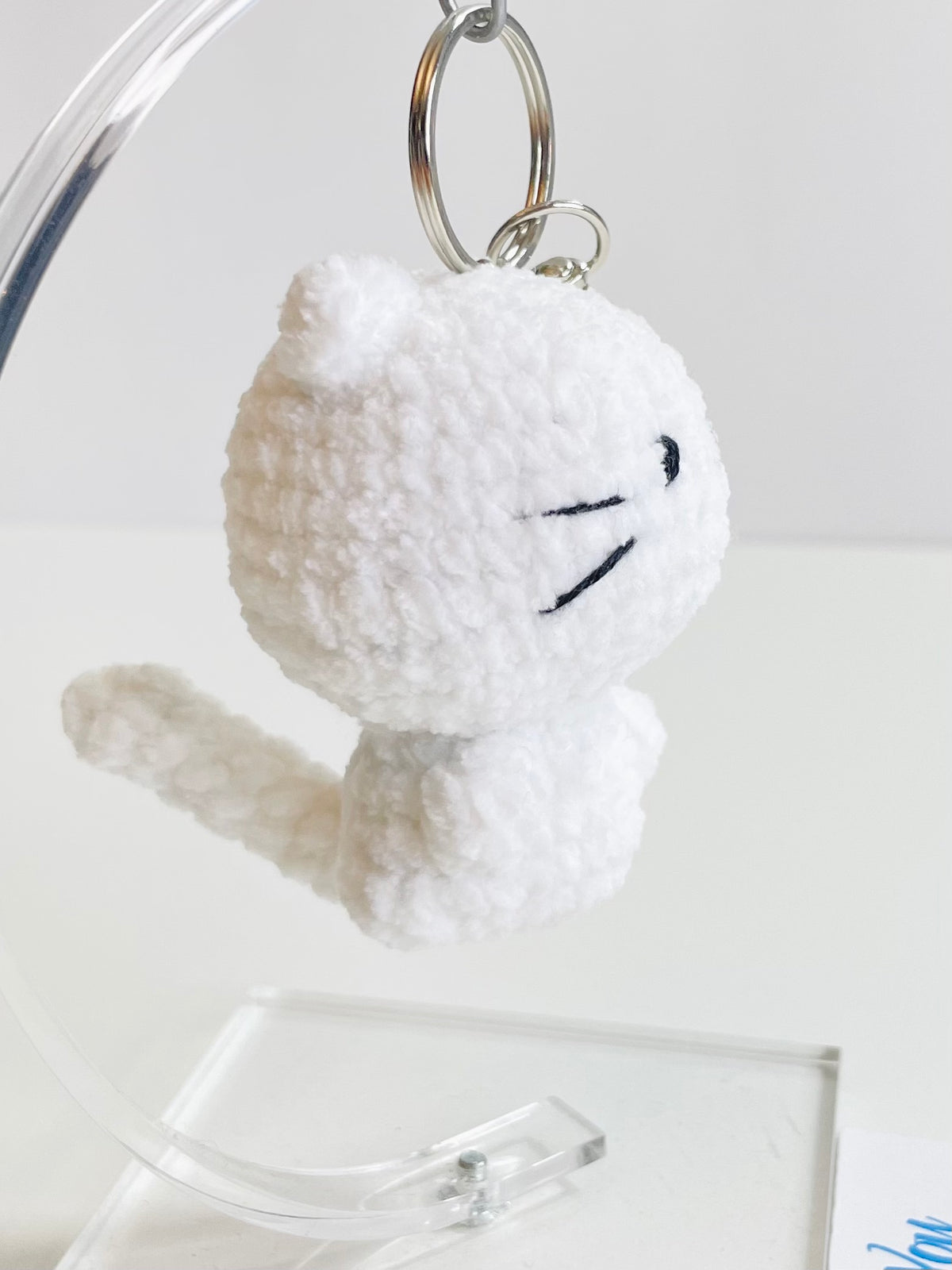 Crochet Cat Pocket Keychain – Handmade Kawaii Kitty Charm, Amigurumi Cat Bag Accessory