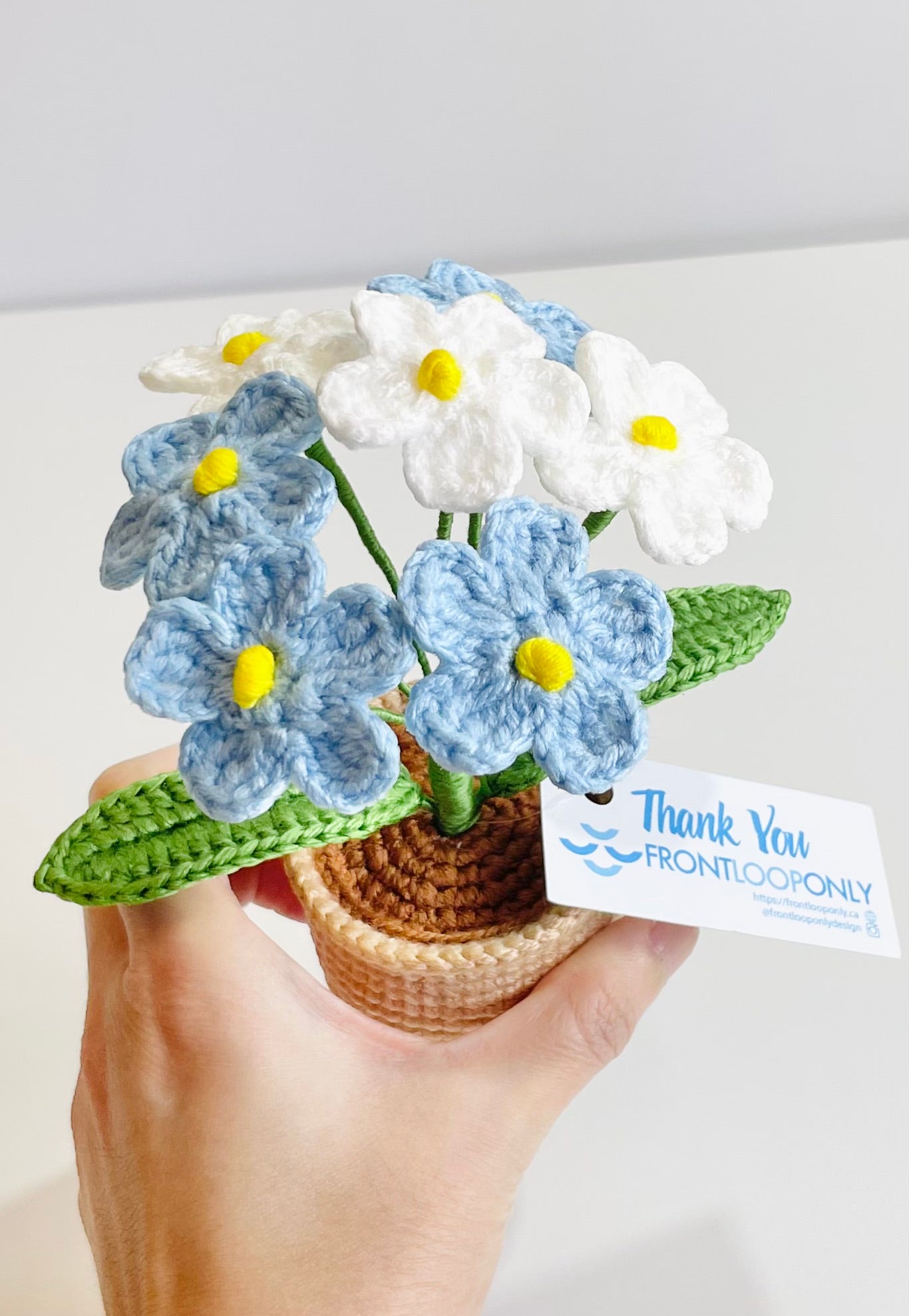 Crochet Forget Me Not Flower Pot – Amigurumi Blue Floral Desk Decor Keepsake