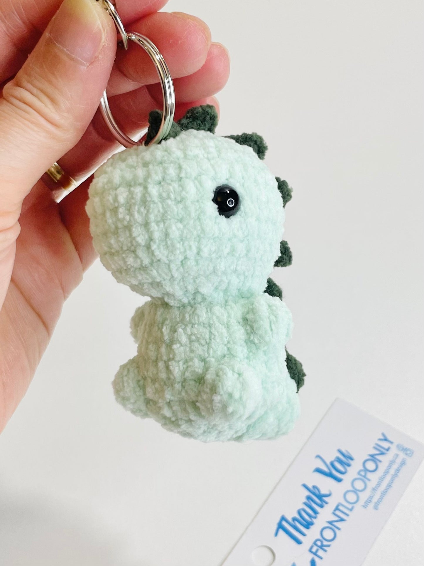 Crochet Baby Dinosaur Keychain – Handmade Mini Dino Plush, Kawaii Amigurumi Keyring, Cute Bag Charm, Small Gift for Dino Lovers