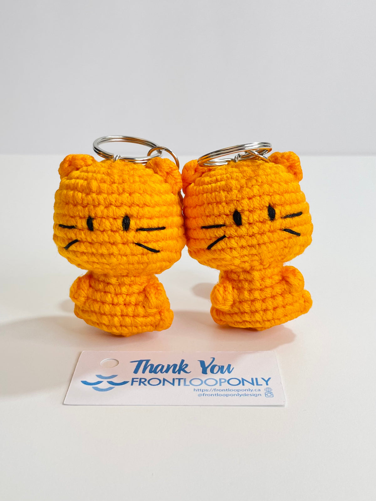 Crochet Cat Pocket Keychain – Handmade Kawaii Kitty Charm, Amigurumi Cat Bag Accessory