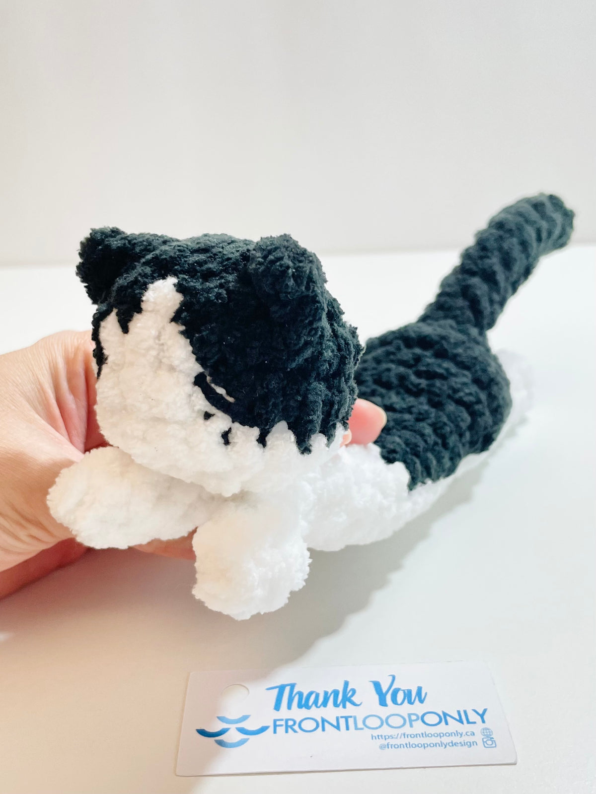 Handmade Crochet Cat Wrist Rest, Soft Office Desk Accessory (9 inches)