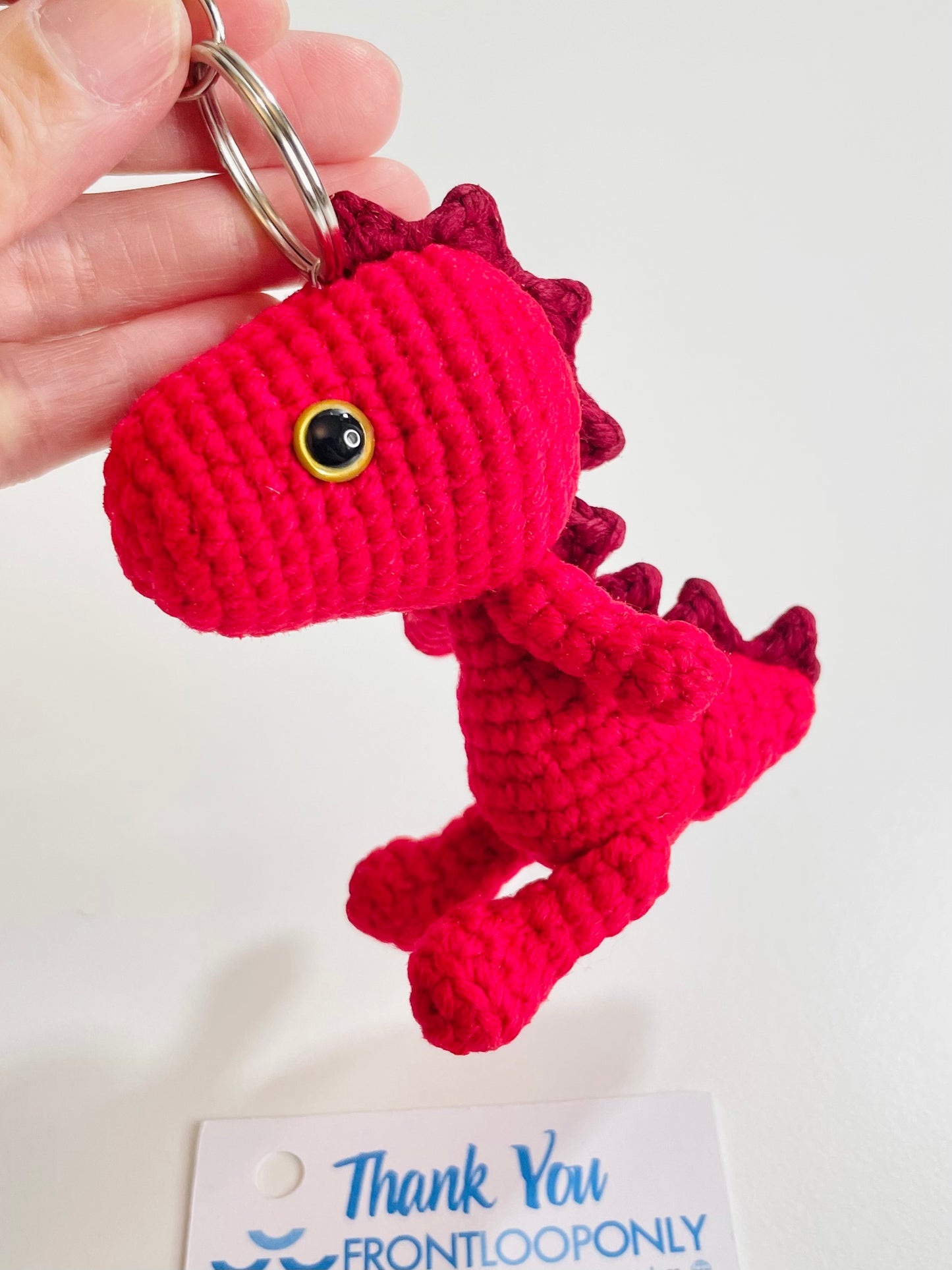 Crochet Baby Dinosaur Keychain – Handmade Amigurumi Dino Charm, Kawaii Backpack & Bag Accessory